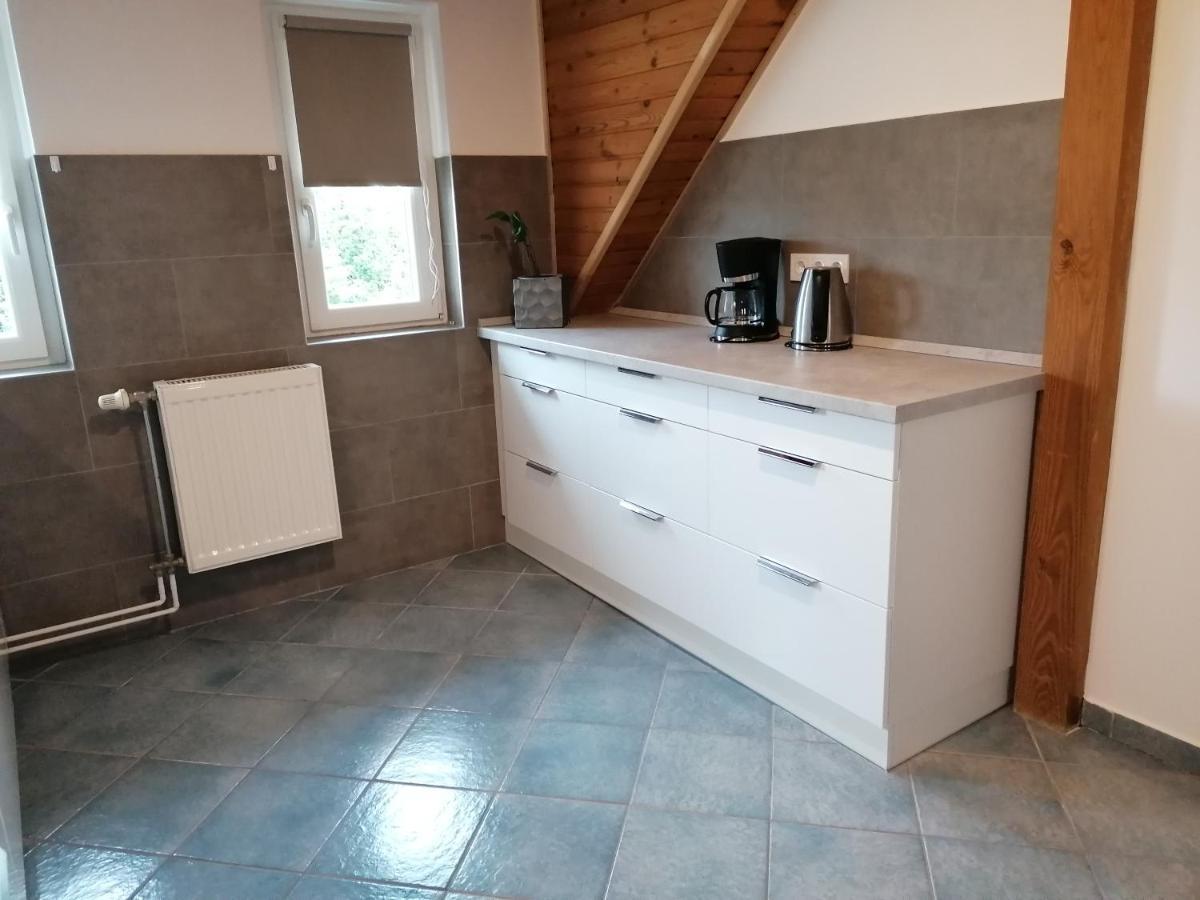 Villa Lili Apartments Balatonkeresztúr Eksteriør billede