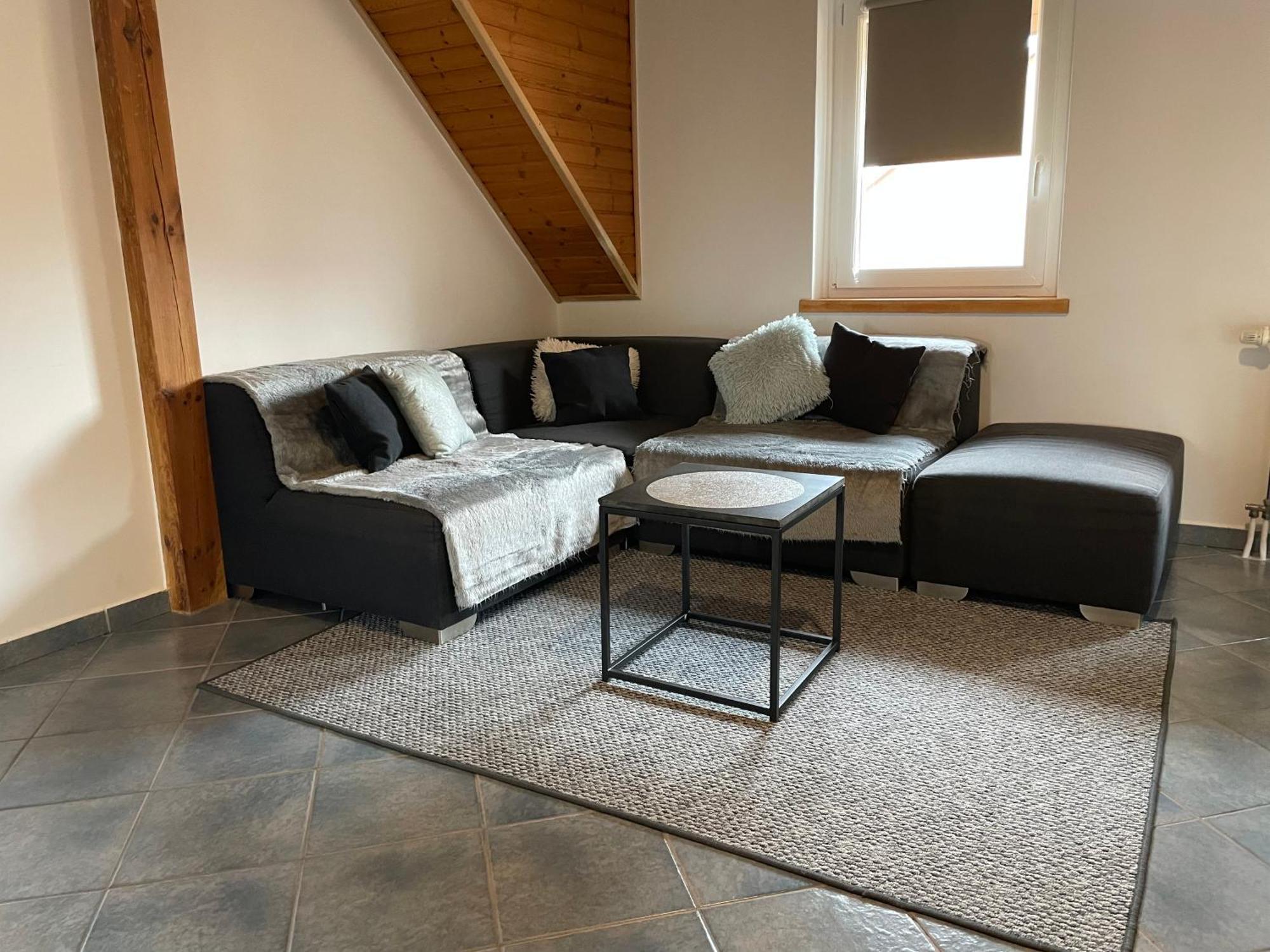 Villa Lili Apartments Balatonkeresztúr Eksteriør billede