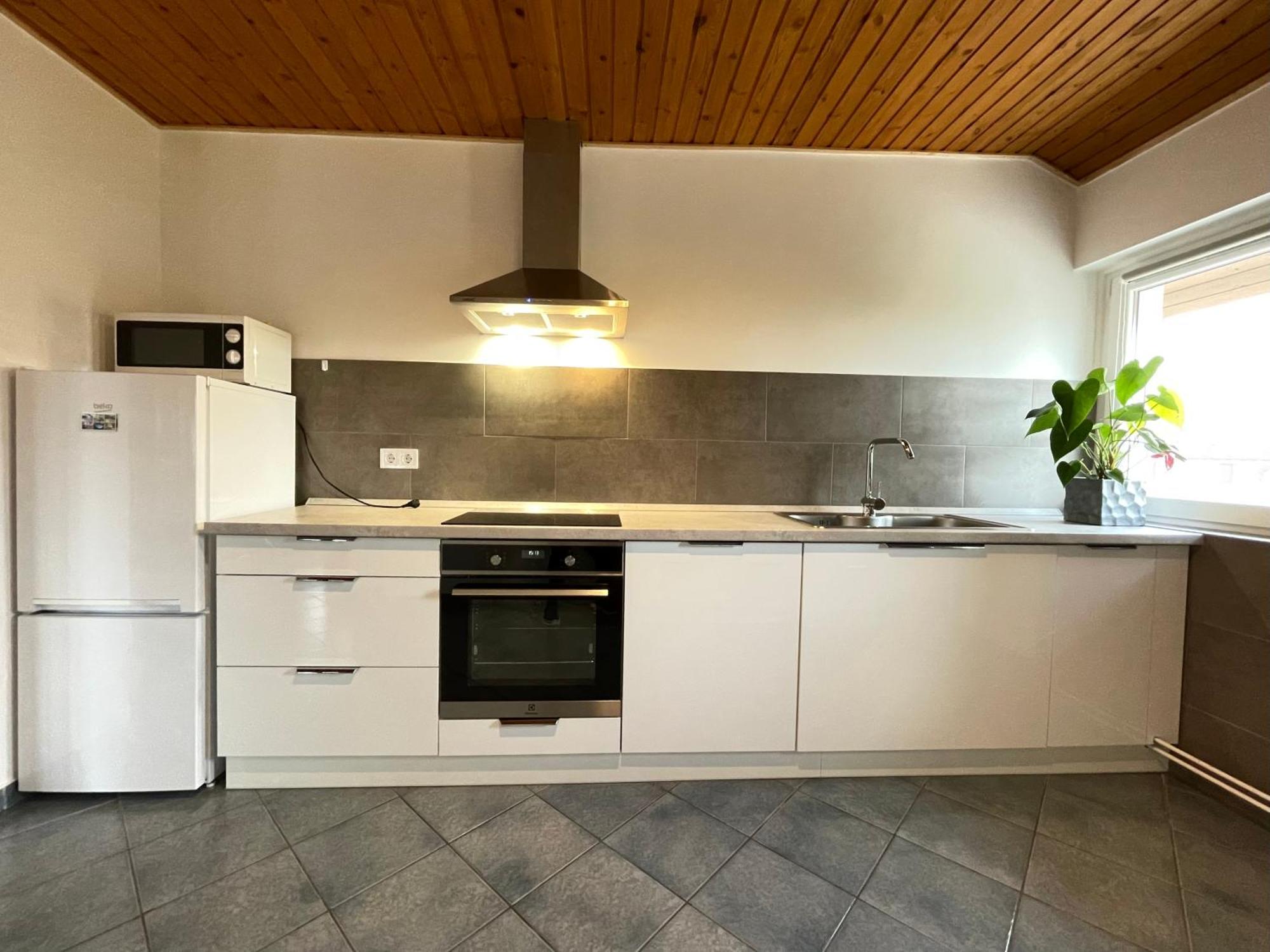 Villa Lili Apartments Balatonkeresztúr Eksteriør billede